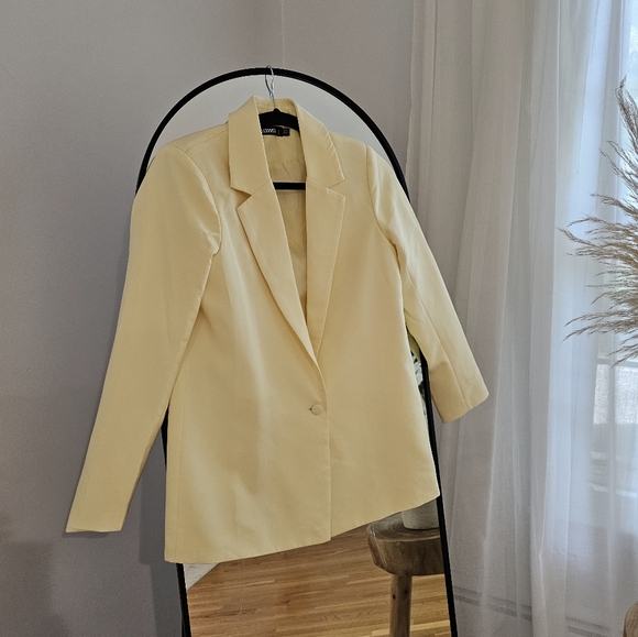Missguided + Light Yellow Blazer - Picture 1 of 3